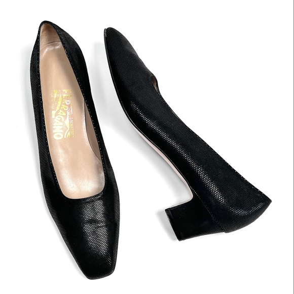 Salvatore Ferragamo Shoes - Ferragamo Womans Pumps Black Textured Heels Size 9.5 AA Narrow